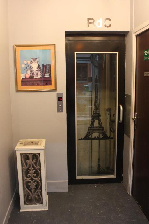 Hotel De Nevers อุลเน-ซู-บัว ภายนอก รูปภาพ