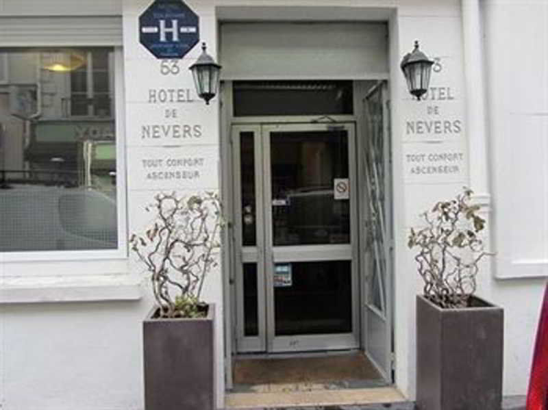 Hotel De Nevers อุลเน-ซู-บัว ภายนอก รูปภาพ