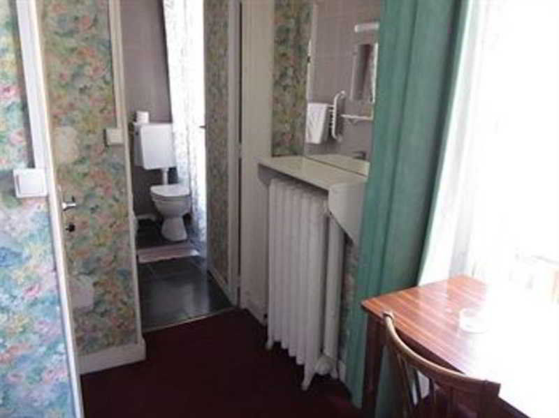 Hotel De Nevers อุลเน-ซู-บัว ภายนอก รูปภาพ